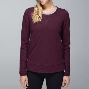 Lululemon Exhalation Pullover crew neck.   Best guess is size 6.